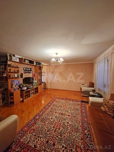 Продаётся 2-комн. вторичка 62 м², м. Низами, photo 4 from 13