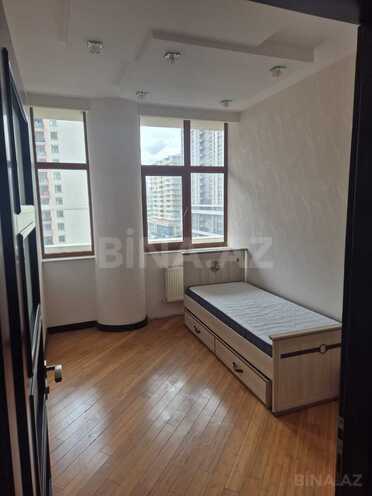 Сдаётся 3-комн. новостройка 120 м², Хатаинский р., photo 10 from 19