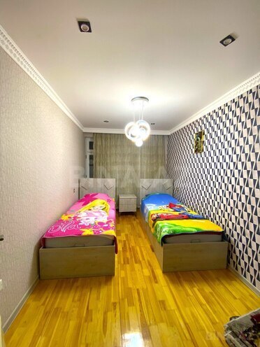 Продаётся 4-комн. вторичка 80 м², пос. Сураханы, photo 6 from 15