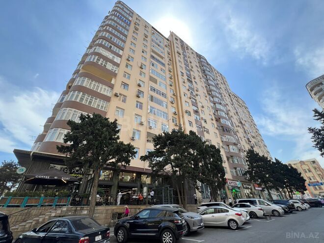 Продаётся 4-комн. новостройка 130 м², м. Элмляр Академиясы, photo 1 from 25