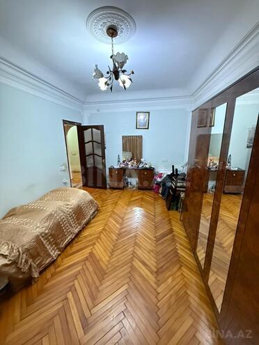 Satılır 3 otaqlı köhnə tikili 85 m², Xalqlar Dostluğu m., photo 6 from 16