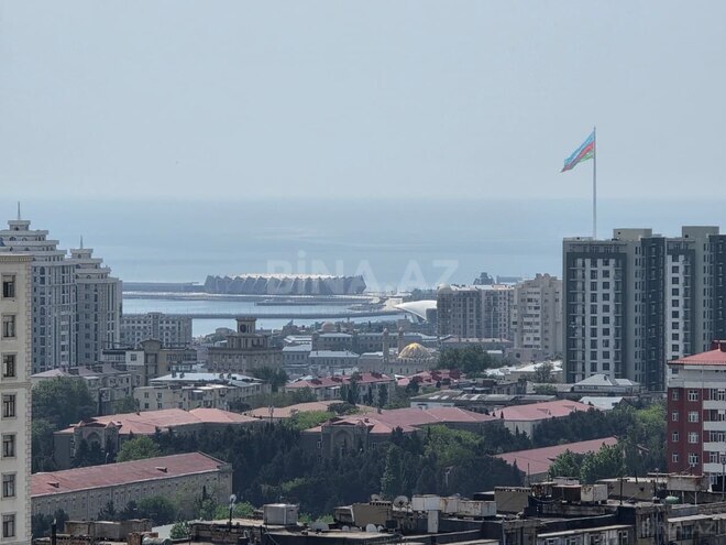 Сдаётся 3-комн. новостройка 145 м², м. 8 ноября, photo 1 from 17