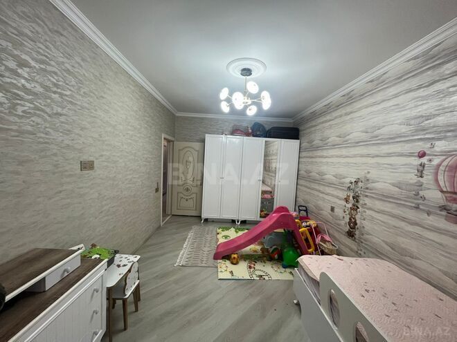 Satılır 4 otaqlı köhnə tikili 110 m², İnşaatçılar m., photo 7 from 17