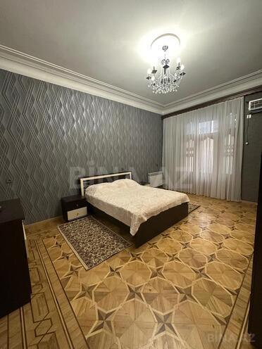 İcarəyə verilir 3 otaqlı köhnə tikili 117 m², İçəri Şəhər m., photo 7 from 13
