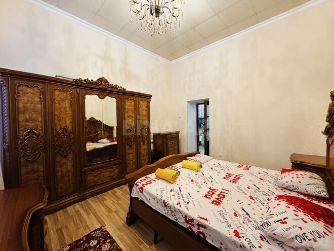 Satılır 3 otaqlı köhnə tikili 65 m², Sahil m., photo 7 from 14
