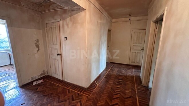 Satılır 4 otaqlı köhnə tikili 135 m², Ağ şəhər q., photo 15 from 17