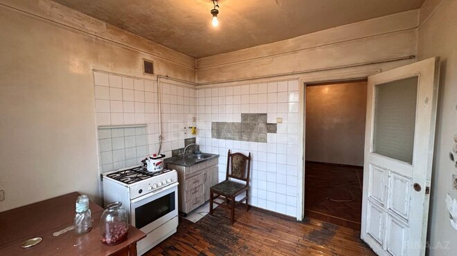 Satılır 4 otaqlı köhnə tikili 135 m², Ağ şəhər q., photo 16 from 17