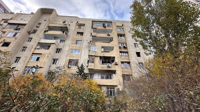 Satılır 4 otaqlı köhnə tikili 135 m², Ağ şəhər q., photo 3 from 17