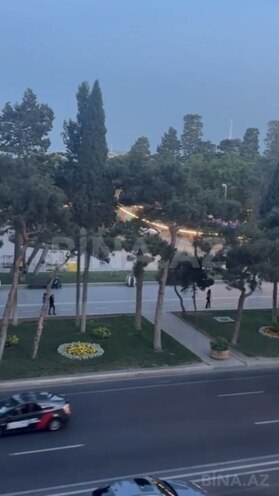 Продаётся 2-комн. вторичка 71 м², м. Сахил, photo 3 from 6