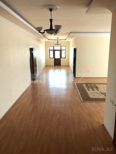 Satılır 7 otaqlı həyət evi/bağ evi 1 150 m², Novxanı q., photo 21 from 32