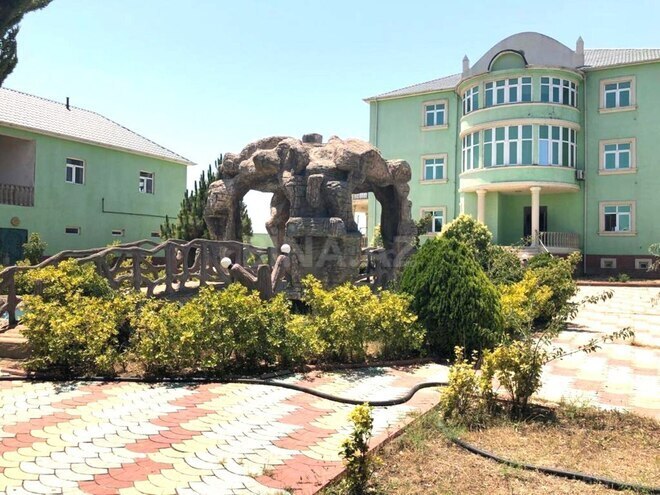 Satılır 7 otaqlı həyət evi/bağ evi 1 150 m², Novxanı q., photo 1 from 32