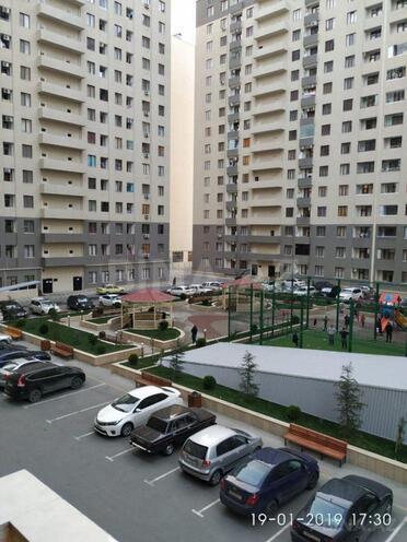 Сдаётся 3-комн. новостройка 80 м², м. Кара Караев, photo 1 from 16