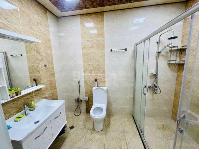 Сдаётся 2-комн. новостройка 110 м², м. 8 ноября, photo 13 from 16