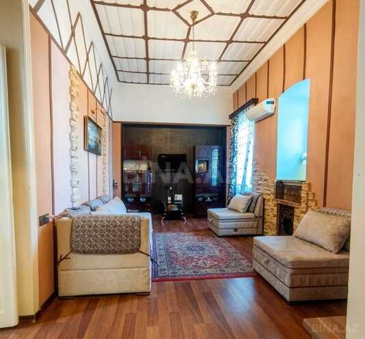 Satılır 2 otaqlı köhnə tikili 60 m², İçəri Şəhər m., photo 3 from 10