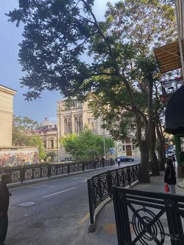 Продаётся 2-комн. вторичка 60 м², м. Ичеришехер, photo 4 from 30