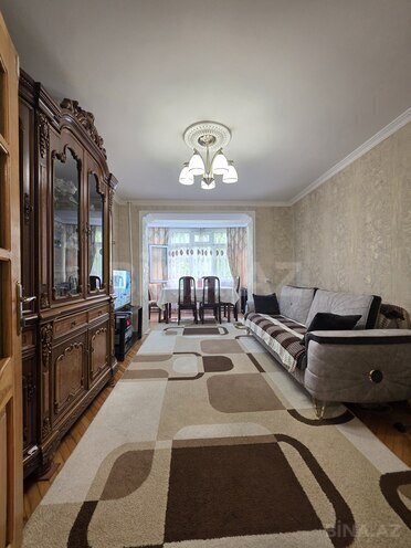 Продаётся 3-комн. вторичка 85 м², м. Иншаатчылар, photo 1 from 14