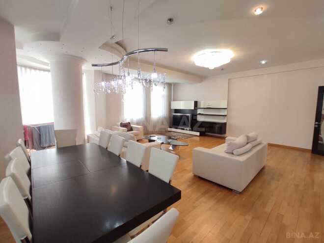 İcarəyə verilir 4 otaqlı yeni tikili 220 m², 28 May m., photo 4 from 29