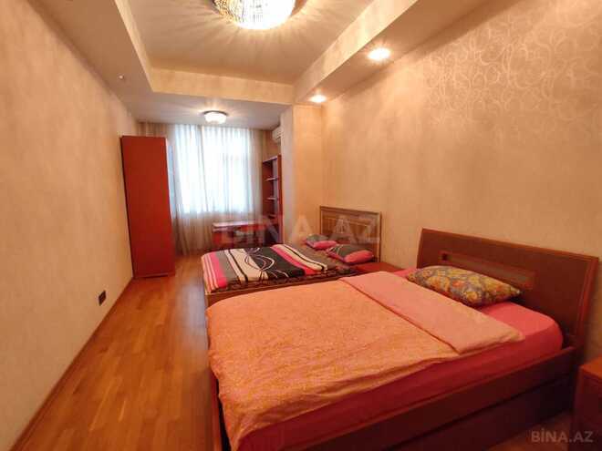 İcarəyə verilir 4 otaqlı yeni tikili 220 m², 28 May m., photo 18 from 29
