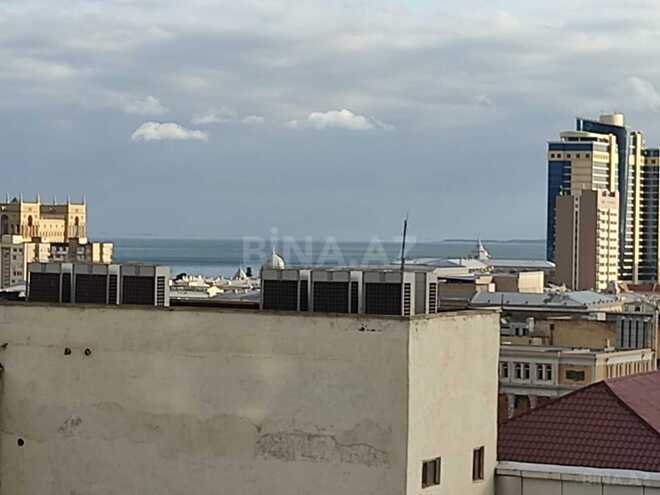 İcarəyə verilir 4 otaqlı yeni tikili 220 m², 28 May m., photo 23 from 29