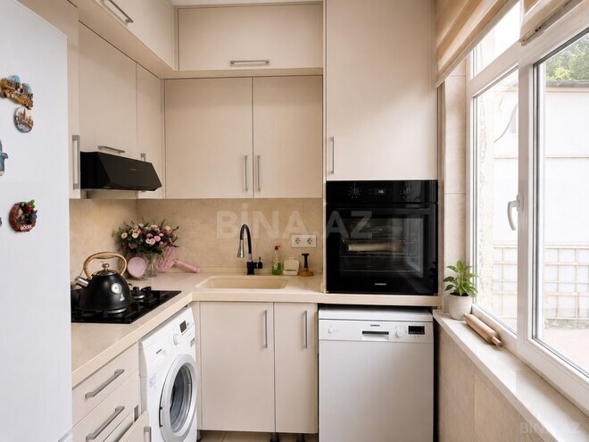 Продаётся 3-комн. вторичка 80 м², Бинагадинский р., photo 6 from 10