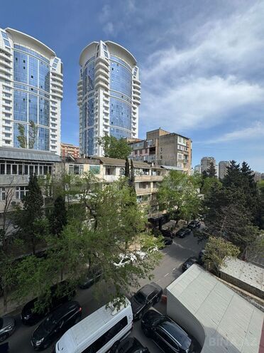 Продаётся 4-комн. новостройка 185 м², м. Низами, photo 27 from 28