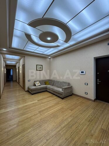 Продаётся 4-комн. новостройка 185 м², м. Низами, photo 16 from 28