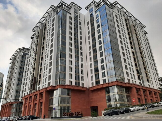 Сдаётся 2-комн. новостройка 56 м², м. Элмляр Академиясы, photo 1 from 14