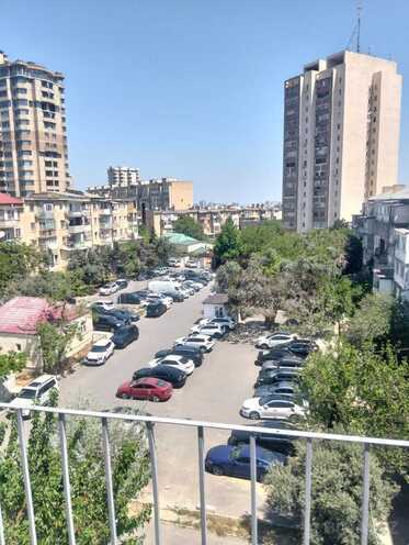 Satılır 1 otaqlı köhnə tikili 35 m², Yasamal r., photo 10 from 11