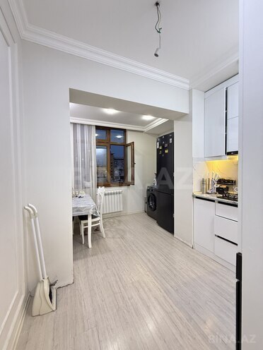 Продаётся 3-комн. вторичка 90 м², м. Иншаатчылар, photo 10 from 17