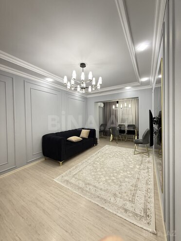 Продаётся 3-комн. вторичка 90 м², м. Иншаатчылар, photo 4 from 17