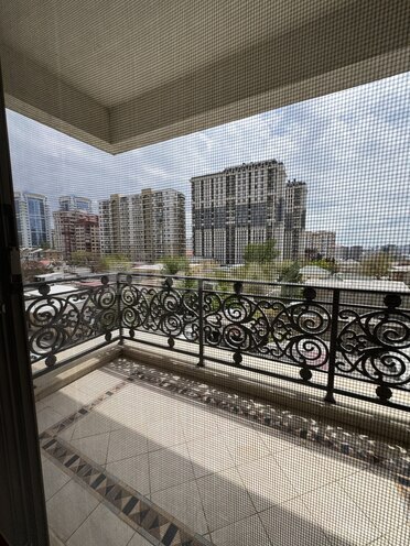Сдаётся 4-комн. новостройка 230 м², м. Низами, photo 16 from 19