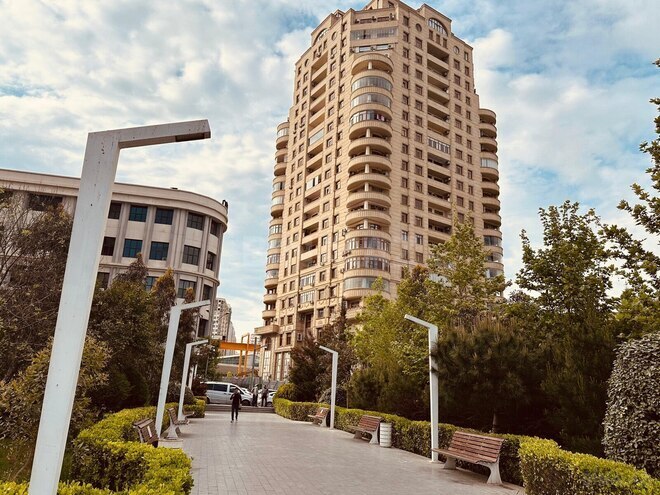 Satılır 6 otaqlı yeni tikili 233 m², 28 May m., photo 30 from 32