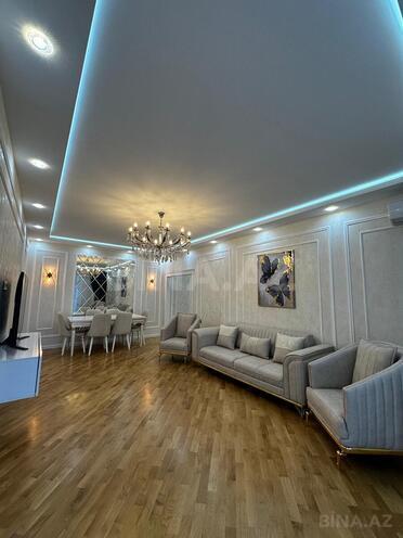 Продаётся 2-комн. новостройка 95 м², м. Иншаатчылар, photo 1 from 17