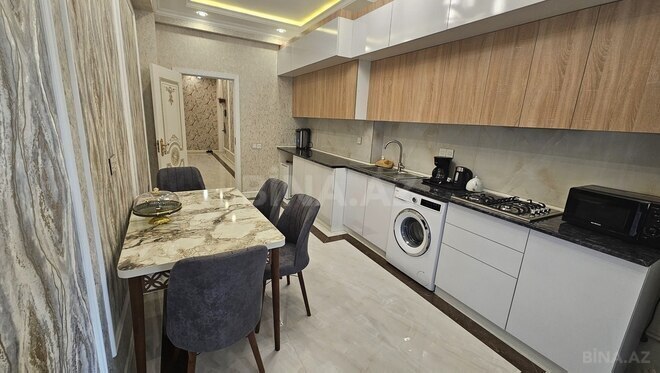 Сдаётся 3-комн. новостройка 135 м², Насиминский  р., photo 13 from 17