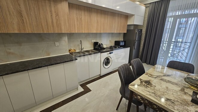 Сдаётся 3-комн. новостройка 135 м², Насиминский  р., photo 5 from 17