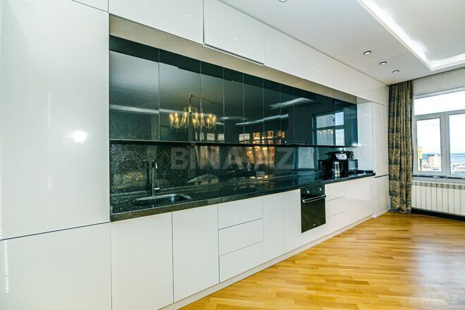 Сдаётся 2-комн. новостройка 110 м², м. Низами, photo 14 from 19