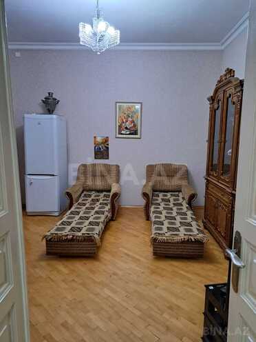 İcarəyə verilir 2 otaqlı köhnə tikili 60 m², Bayıl q., photo 7 from 14