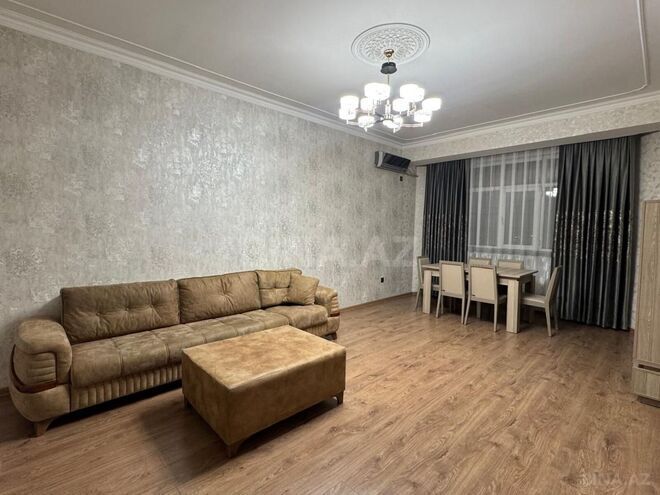 Сдаётся 2-комн. новостройка 65 м², м. Нефтчиляр, photo 1 from 12