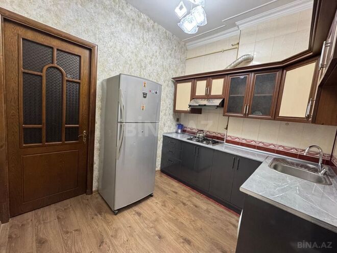 Сдаётся 2-комн. новостройка 65 м², м. Нефтчиляр, photo 8 from 12