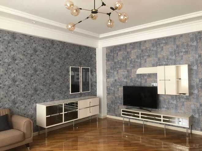 Сдаётся 2-комн. новостройка 95 м², м. Кара Караев, photo 1 from 22