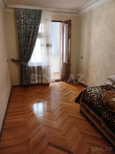 İcarəyə verilir 3 otaqlı köhnə tikili 70 m², Xalqlar Dostluğu m., photo 4 from 10