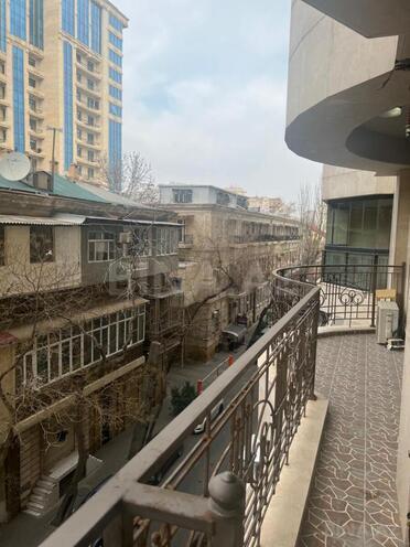 Сдаётся 3-комн. новостройка 156 м², м. Сахил, photo 3 from 26