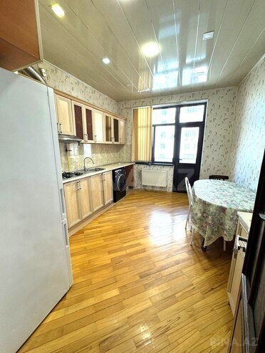 İcarəyə verilir 3 otaqlı yeni tikili 120 m², Həzi Aslanov m., photo 1 from 9