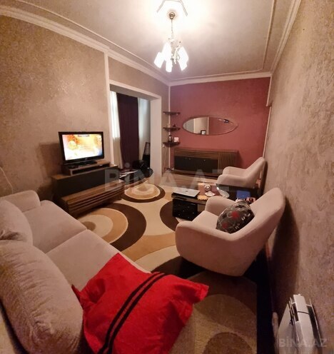 İcarəyə verilir 3 otaqlı köhnə tikili 60 m², Azadlıq Prospekti m., photo 1 from 12