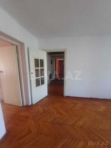 Продаётся 3-комн. вторичка 70 м², м. Нефтчиляр, photo 8 from 13