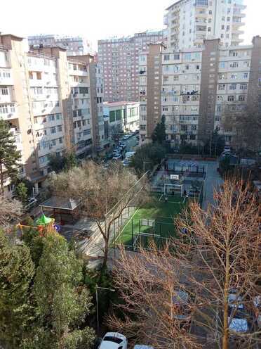 İcarəyə verilir 4 otaqlı köhnə tikili 120 m², İnşaatçılar m., photo 3 from 22