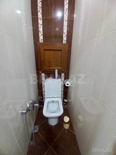 Satılır 4 otaqlı köhnə tikili 110 m², Azadlıq Prospekti m., photo 12 from 17