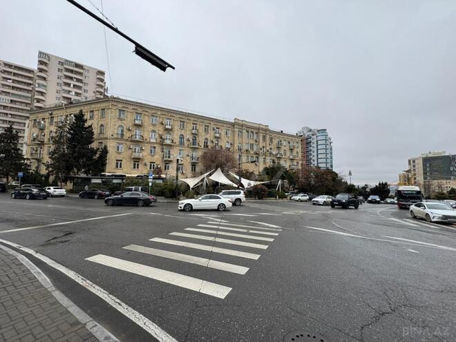 Продаётся 2-комн. вторичка 54 м², м. Ичеришехер, photo 20 from 24