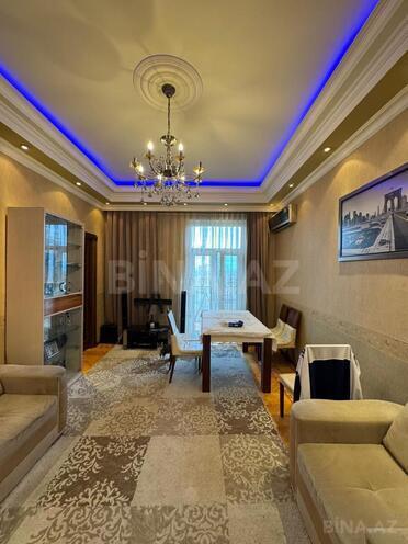 Продаётся 2-комн. вторичка 54 м², м. Ичеришехер, photo 6 from 24