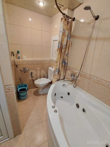Продаётся 4-комн. вторичка 85 м², м. Ази Асланов, photo 25 from 27